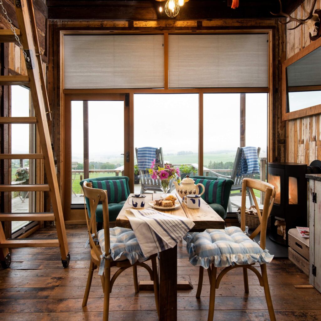Reconnect and rekindle romance this autumn with a cosy getaway to Huts in the Hills