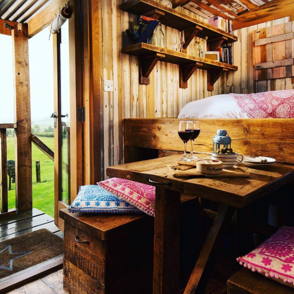 Reconnect and rekindle romance this autumn with a cosy getaway to Huts in the Hills