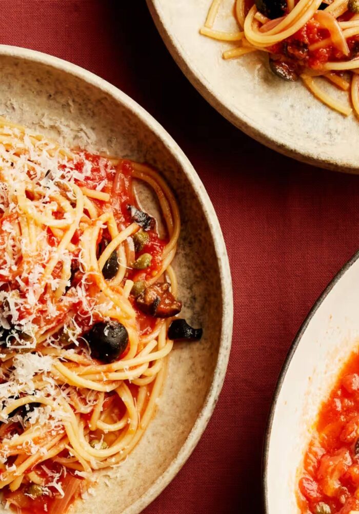 One-pan spaghetti puttanesca