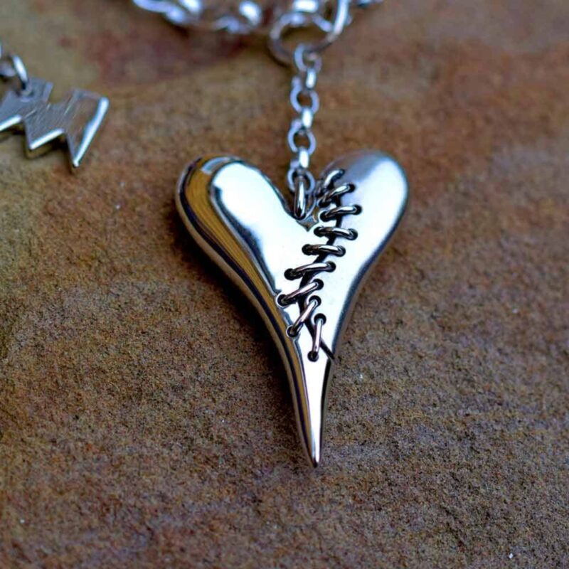 Unbroken Heart Pendant - £177.00 