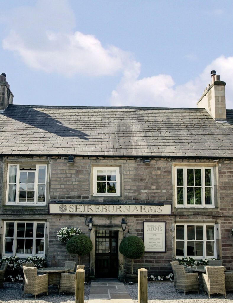 SHIREBURN ARMS, HURST GREEN
