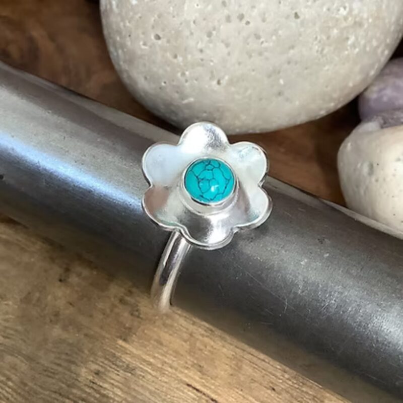 Gemstone Flower Ring - £32.00
