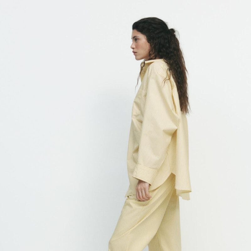 Zara – Oversized Poplin Shirt - £27.99