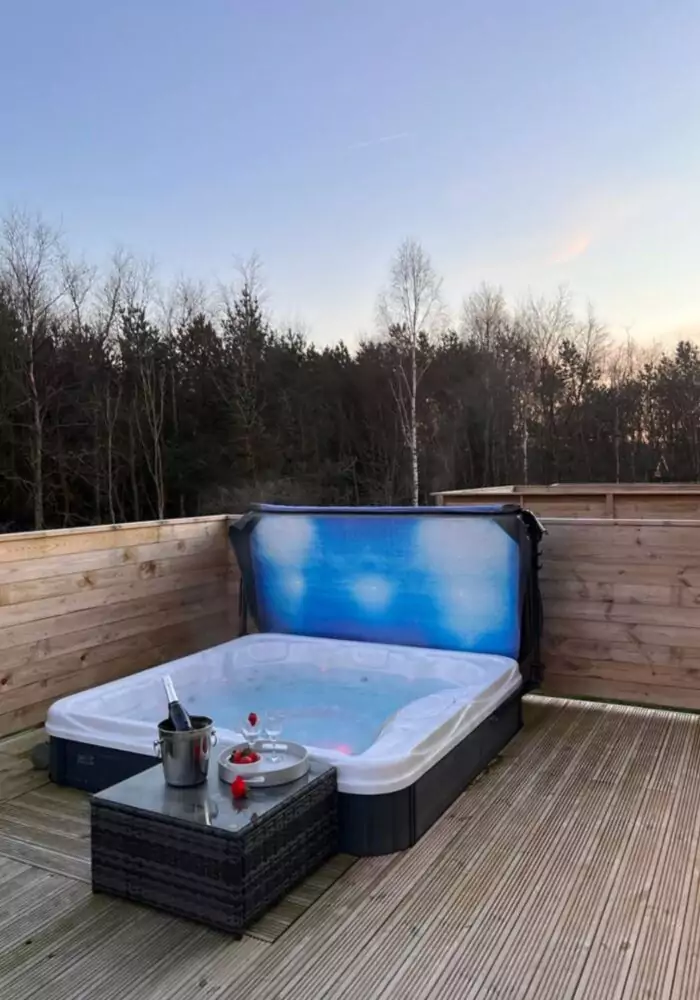 11 lodges in Northumberland with hot tubs