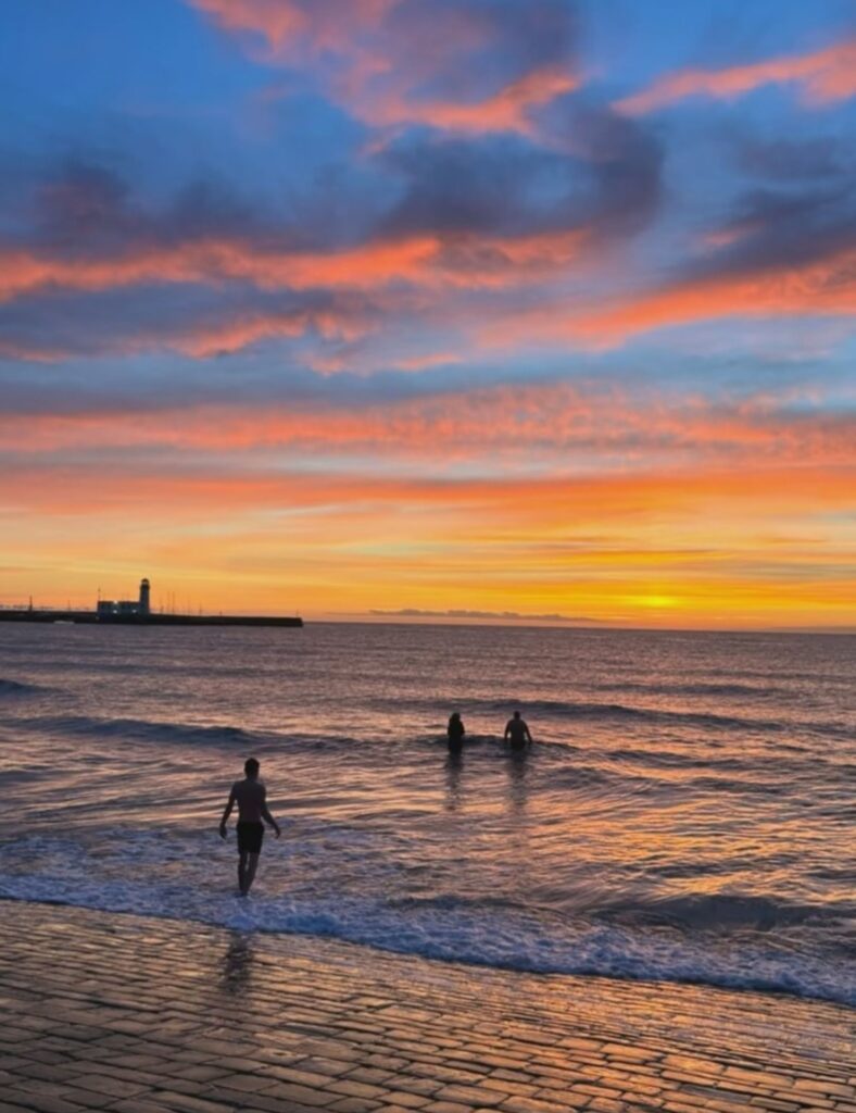 SAUNA AND SEA DIP: A WELLNESS RITUAL
