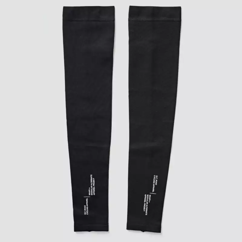 Start Fitness - Dare2b Core Stretch Cycling Arm Warmers - Black - £2.00 (was £24.99) 