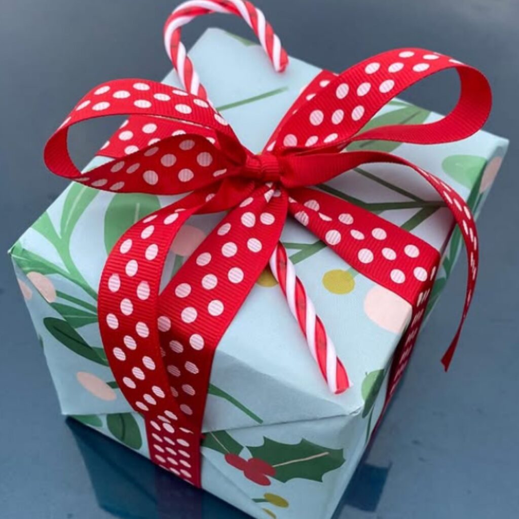 Christmas gift wrapping