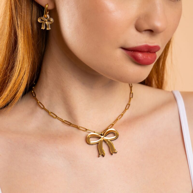 Bow Earrings - £20.00