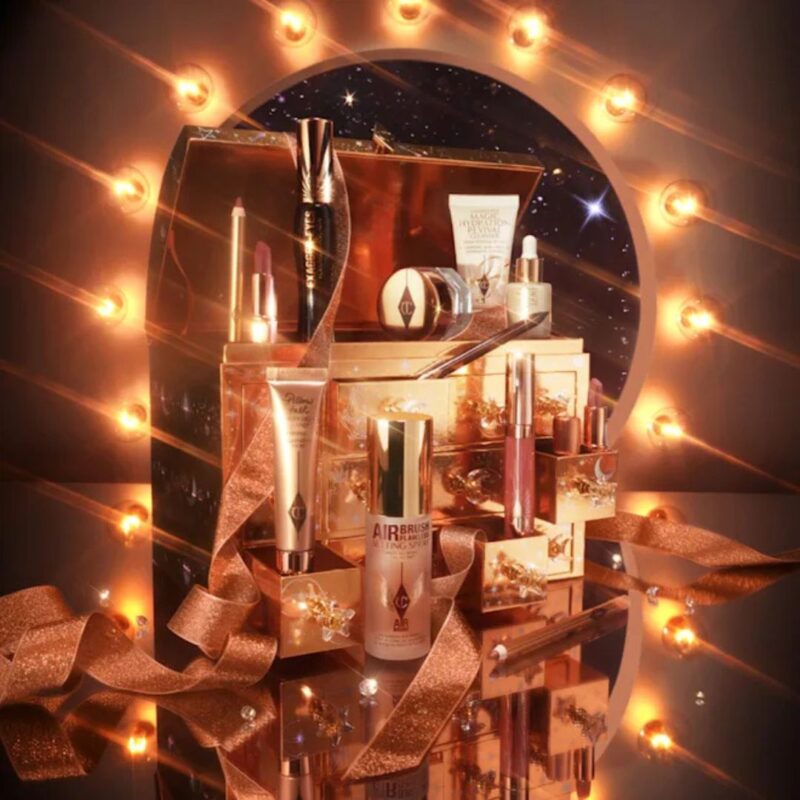 Charlotte Tilbury – 12 Door Beauty Advent Calendar - £175.00