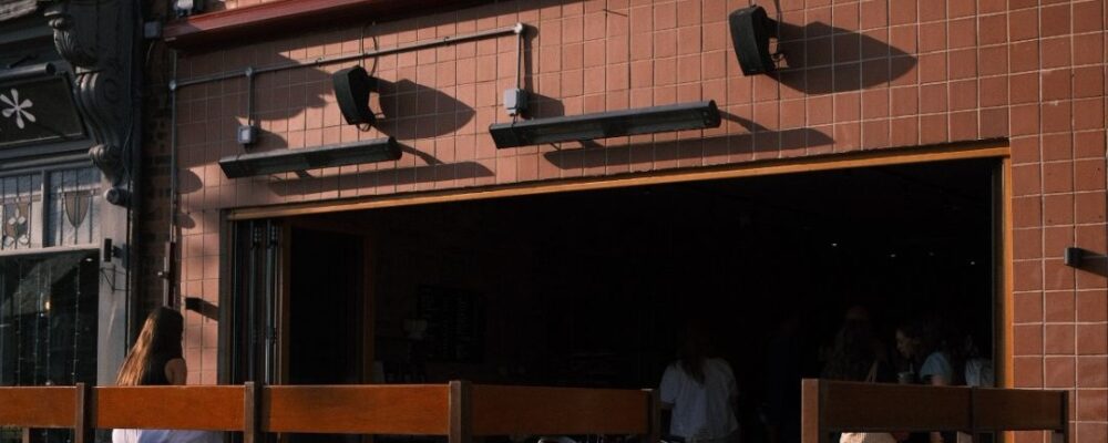 Image of the outside of Laneway Coffee, in Tynemouth
