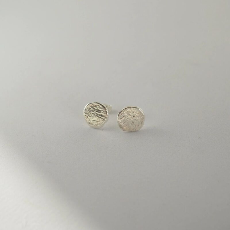 Daint - Molten Disc Stud Earrings - £30.00