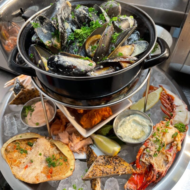 Foxtons Winebar & Restaurant 