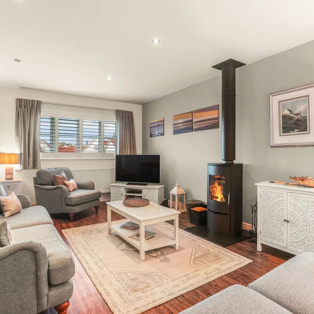 Discover 10 dog-friendly cottages in Northumberland for pawsome North East Escapes