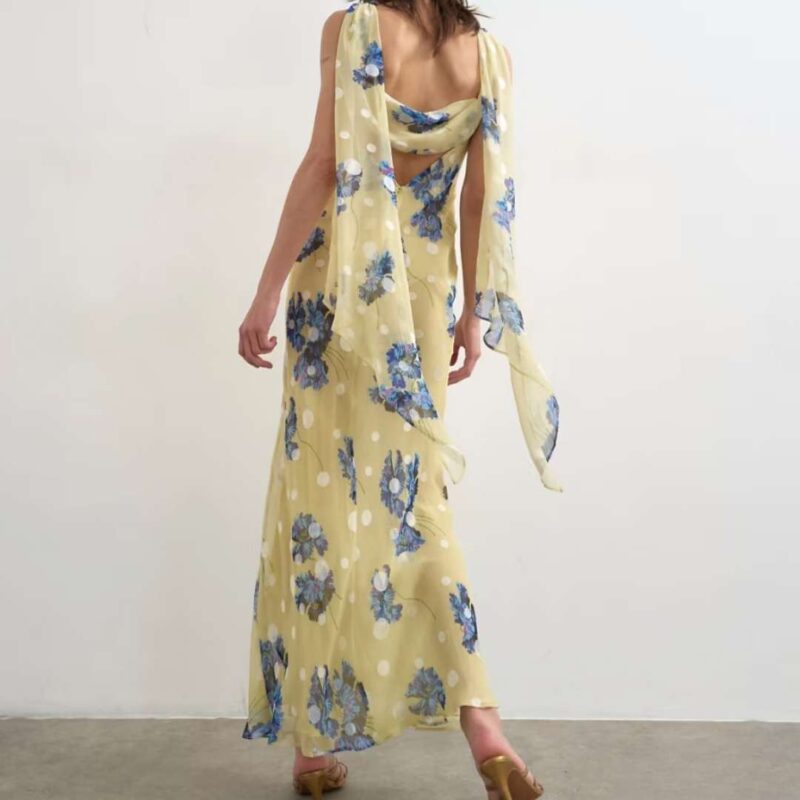 Topshop - Occasion Dress with Open Back - £68.00