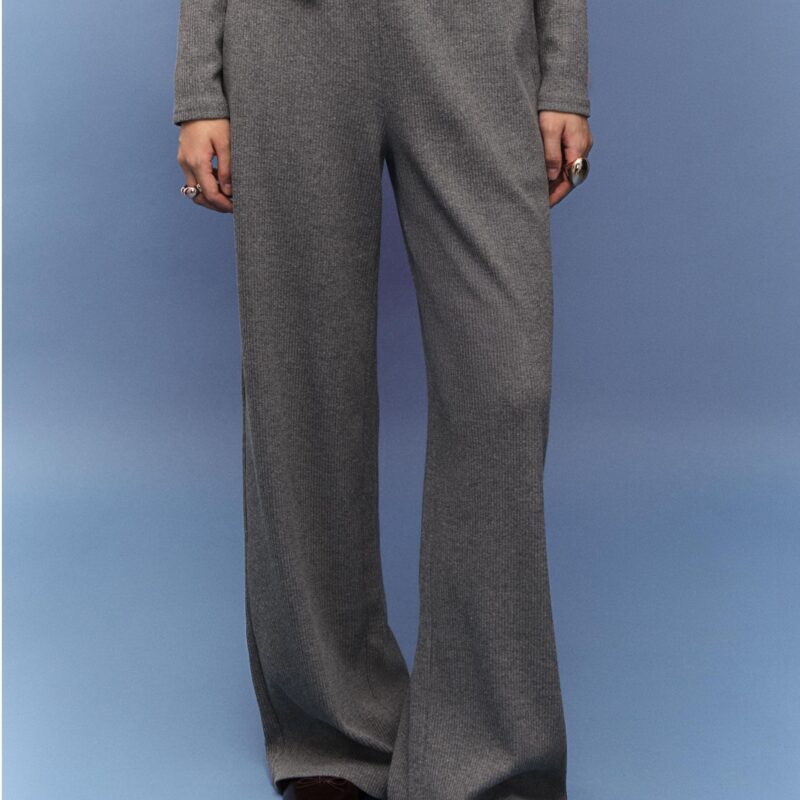 Stradivarius - Long Knit Trousers - £27.99