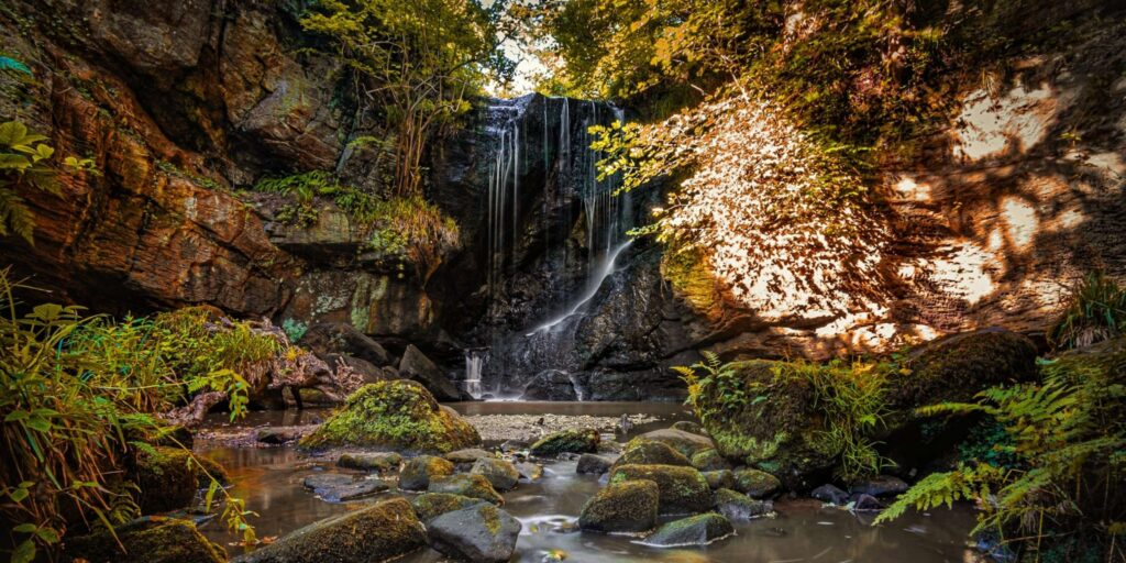 Routin Lynn Waterfall