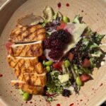 Nutritionist-approved recipe: chicken, black rice and blackberry summer salad