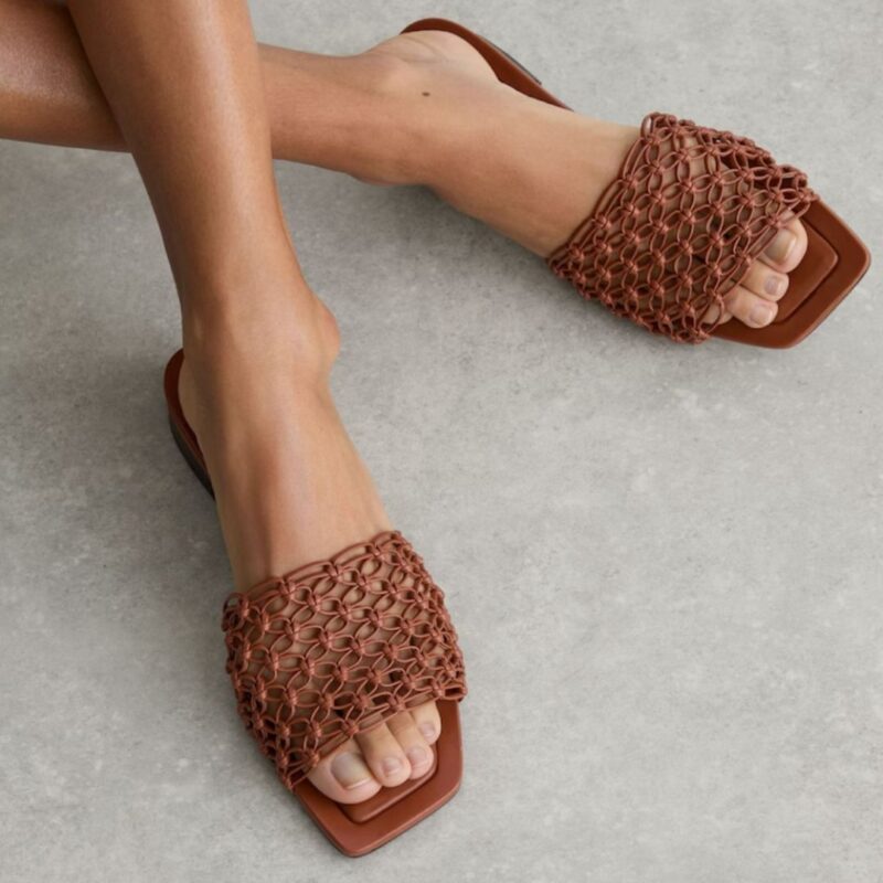 Reiss - Woven Flat Slip-On Sandals in Tan - £158.00