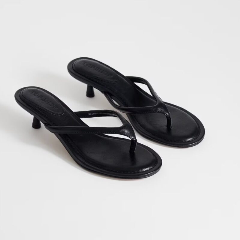 Topshop - Axel Toe Thong - £32.00