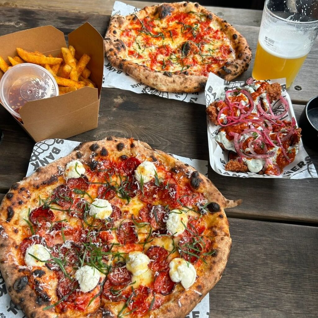 Stonebaked Pizza at Three Tanners Bank