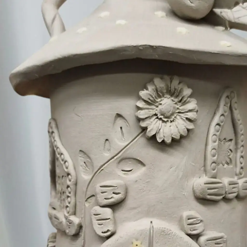Adventure into Art CIC in Washington hosts a ceramic hand-building workshop