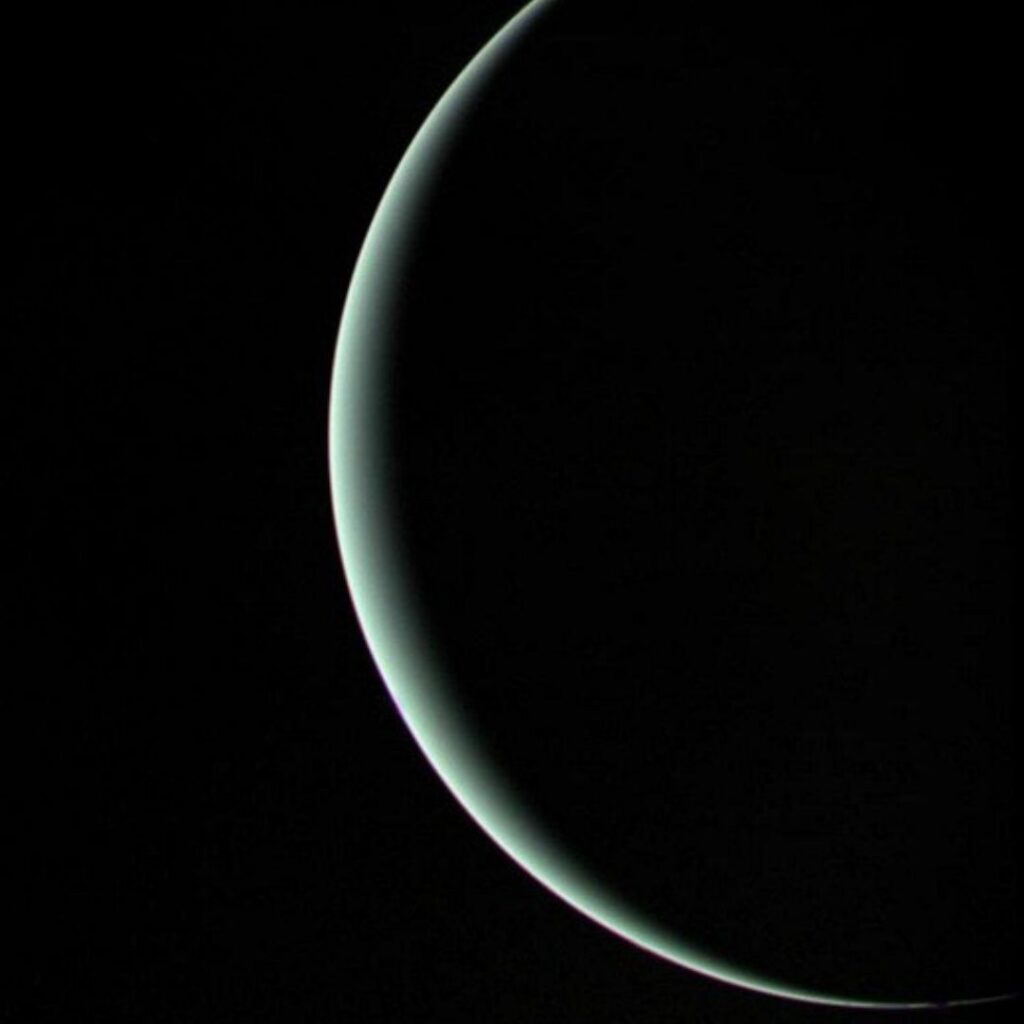 Aquarius Moon led by Uranus