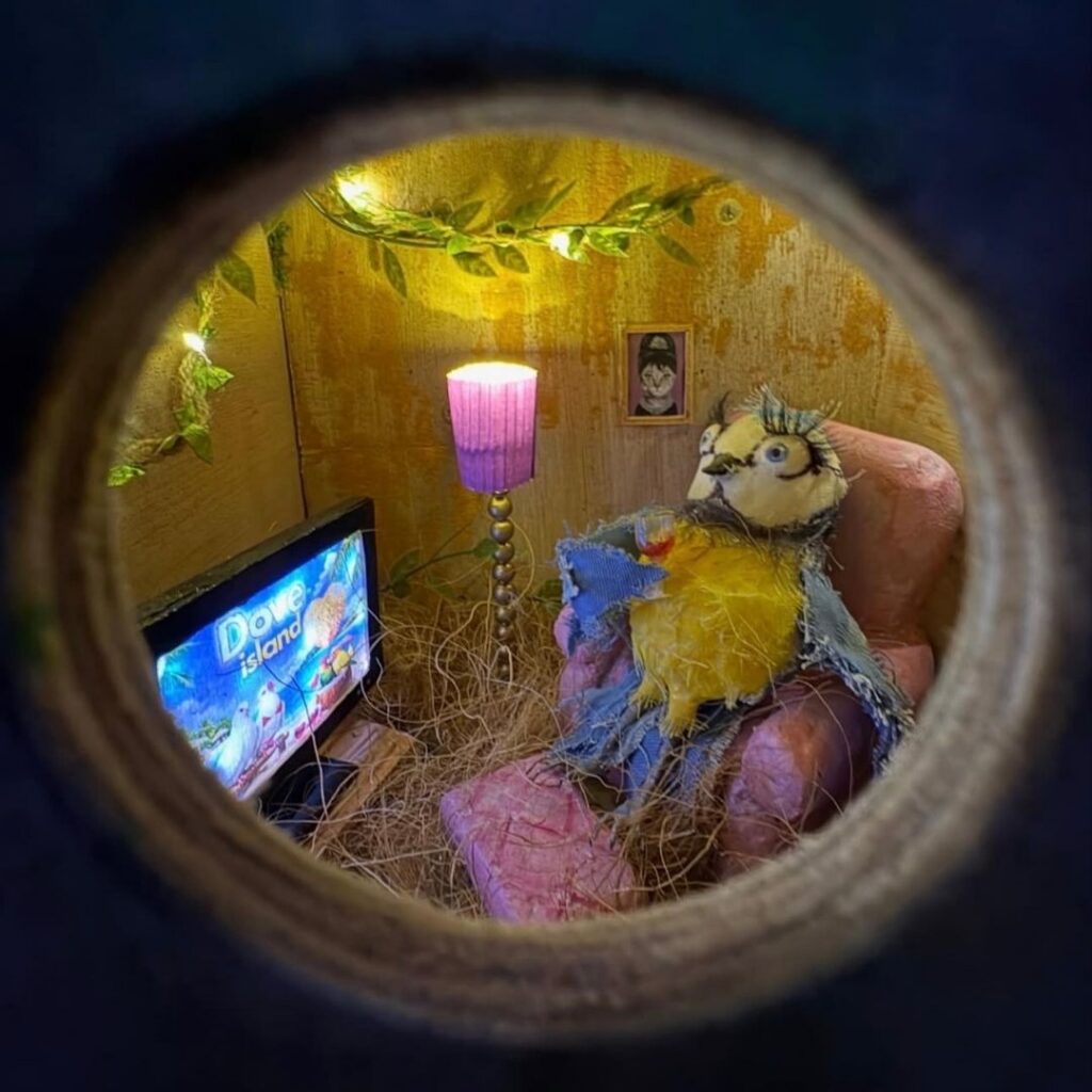 Georgia Hill, The Puppeter - Bird House