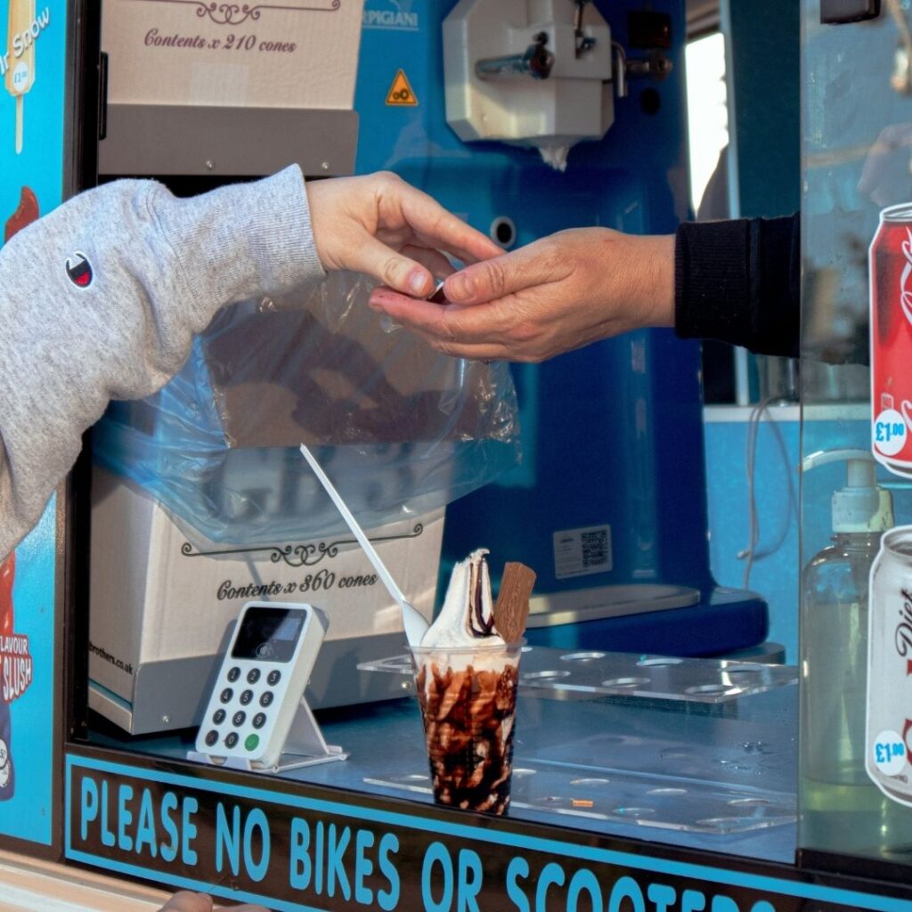 Ice cream van free Unsplash image