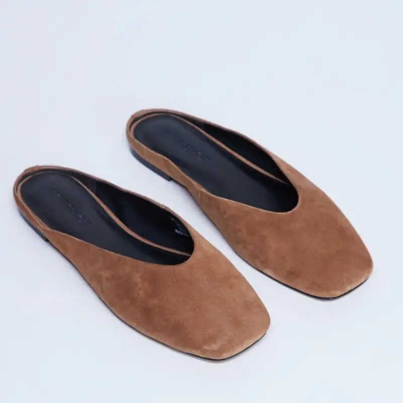 Topshop - Atlas Mule Flat Shoe in Tan - £34.00