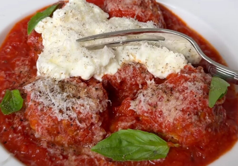 Chicken cottage cheese and parmesan meatballs by Em the Nutritionist Emily English