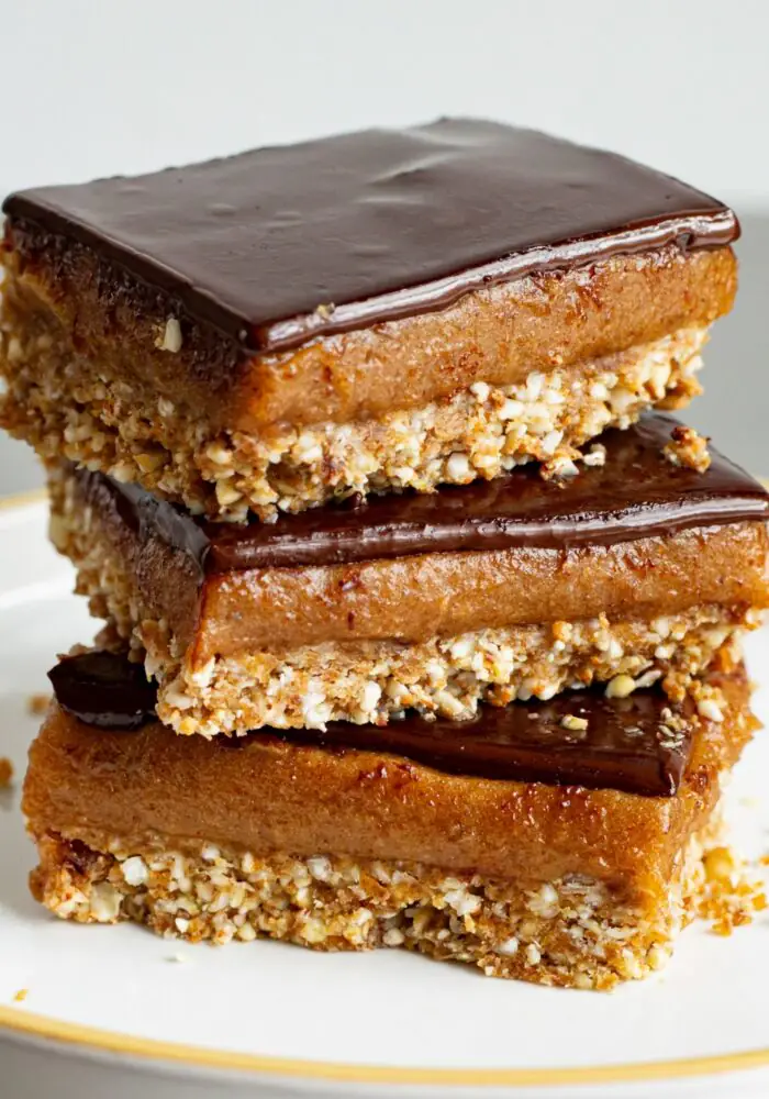 Healthy no-bake millionaire’s shortbread