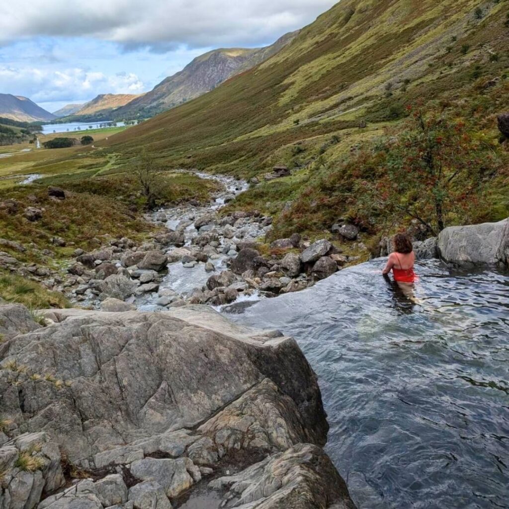 @reallywildswimming Buttermere Infinity Pool