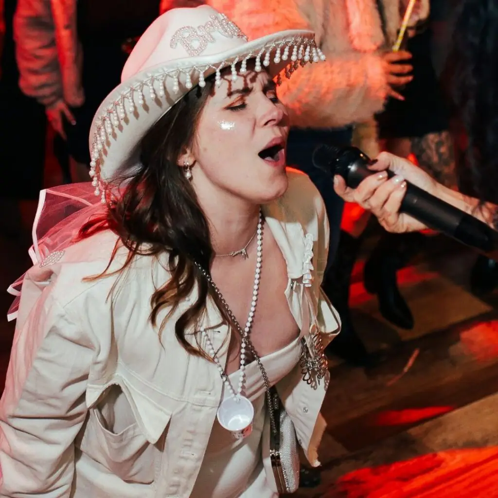 Cowgirls and Coyotes karaoke in Newcastle
