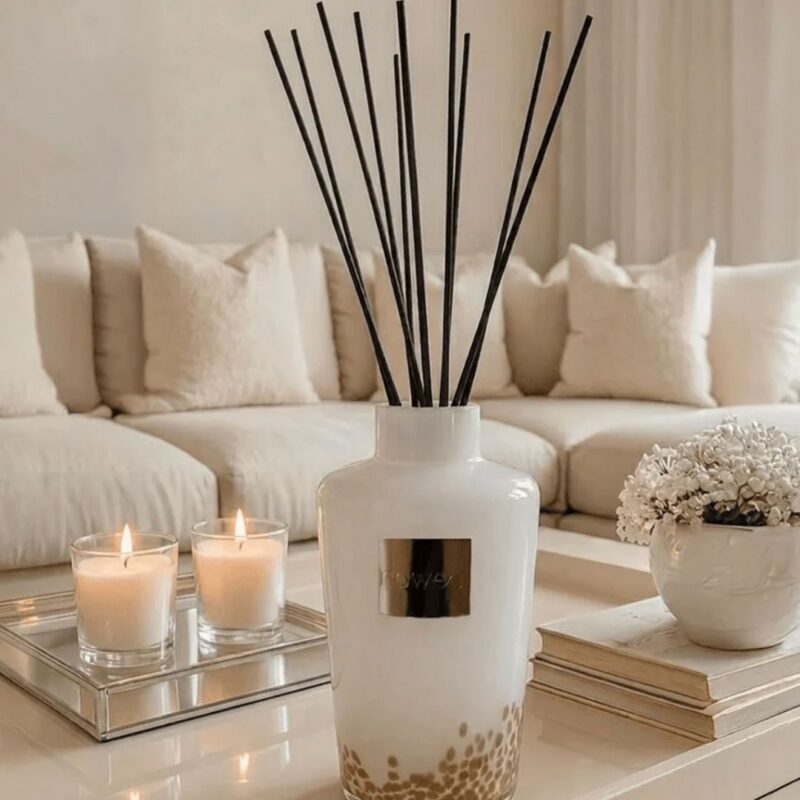 XXL Hazelnut Cappuccino Scented White & Gold Statement Reed Diffuser - 5000ml