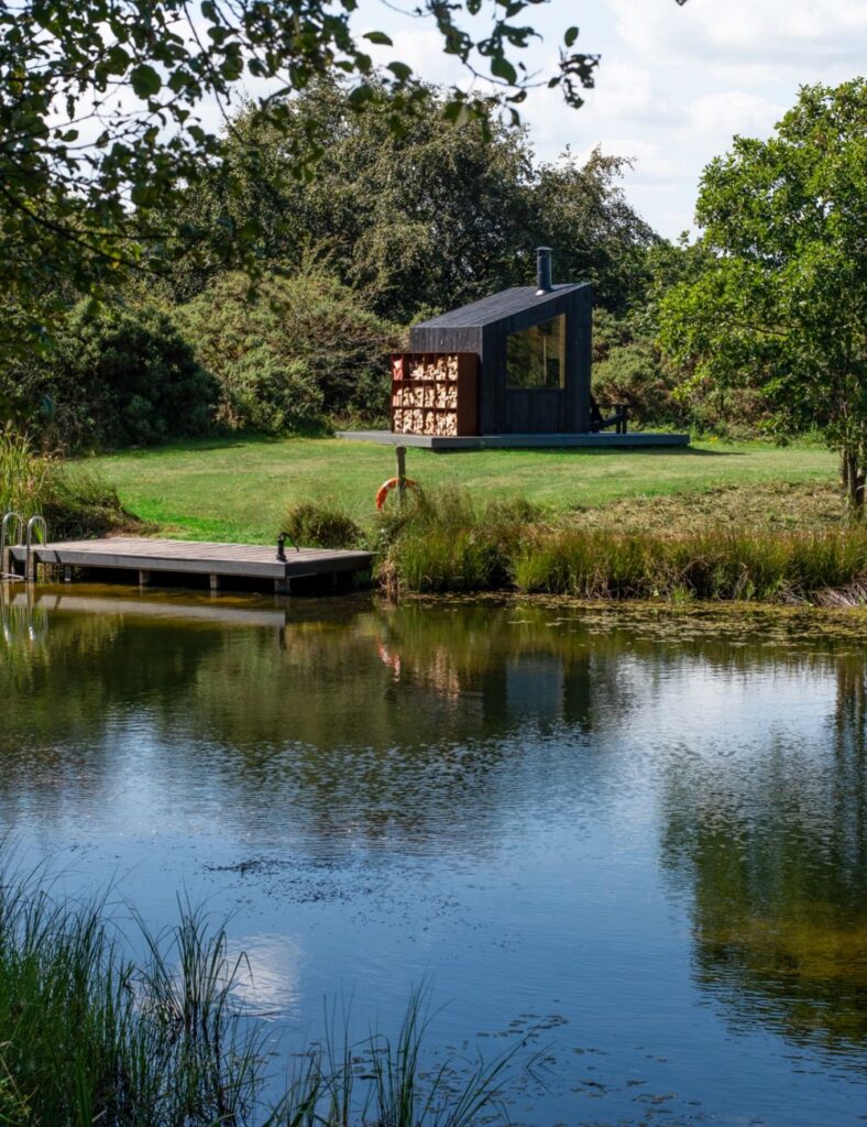 Megs Sauana, Morpeth