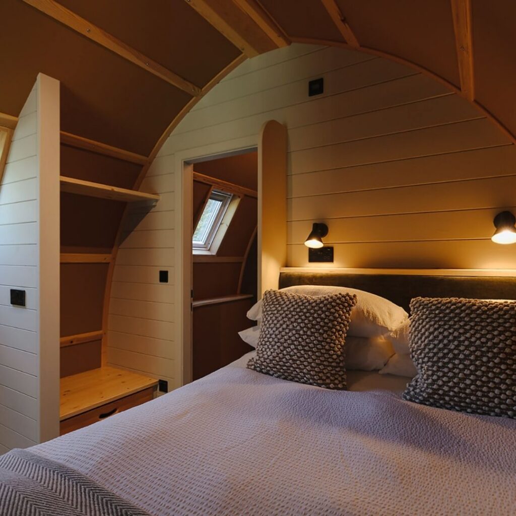 The Foxwood Cabin Bedroom - Hewn Yorkshire