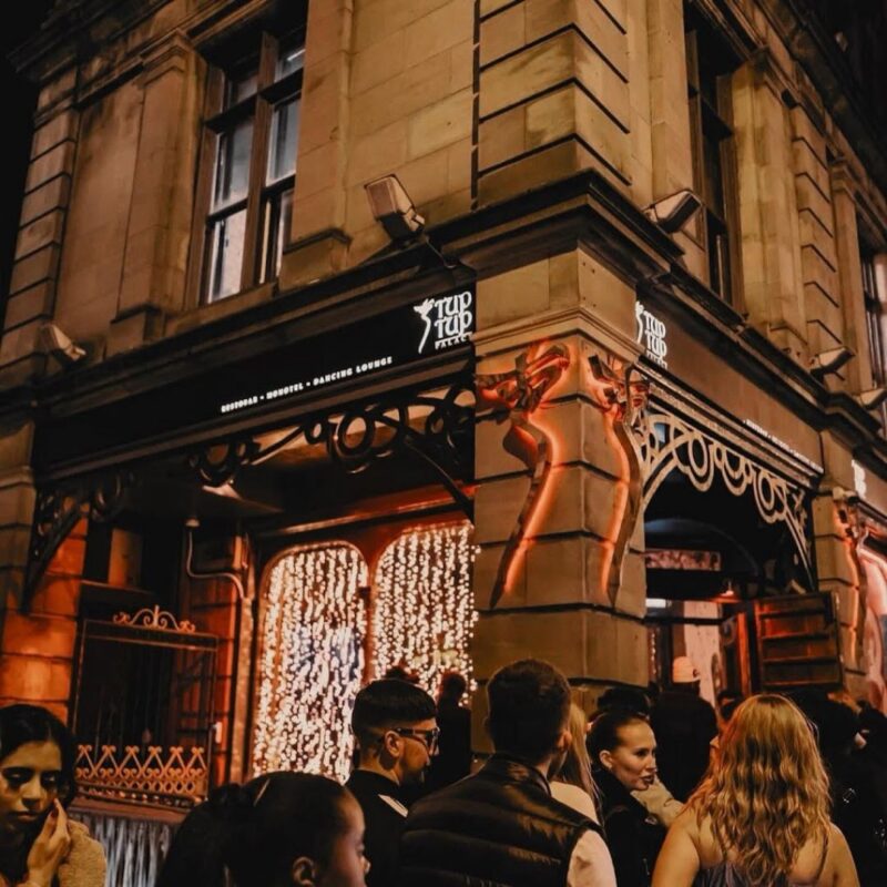 Tup Tup Palace 