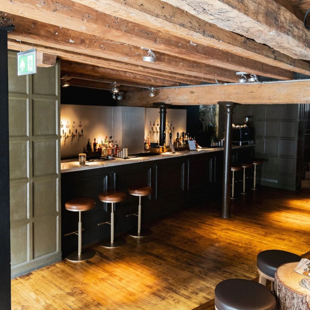 Sandhill Arms