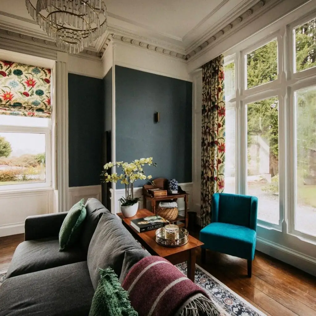 The Pheasant Lodge, Lounge