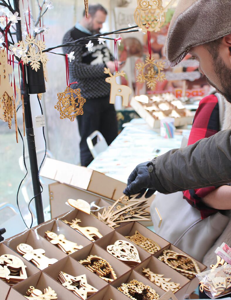 THE ALNWICK GARDEN CHRISTMAS FAIR