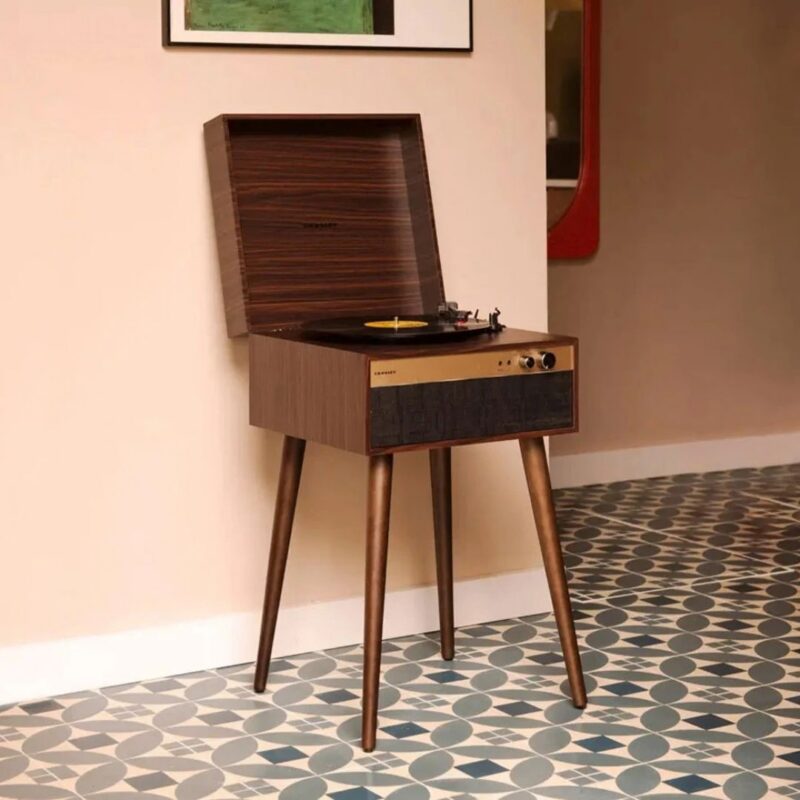 Crosley - Jasper Turntable in Walnut - £125.00