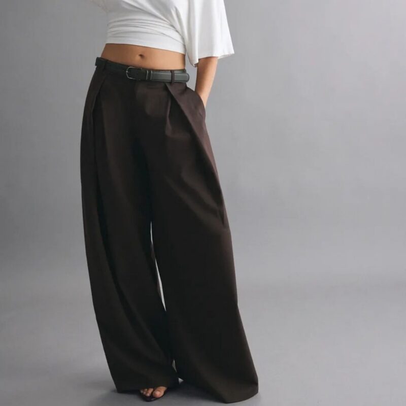 Stradivarius – Maxi Darted Trousers - £35.99 