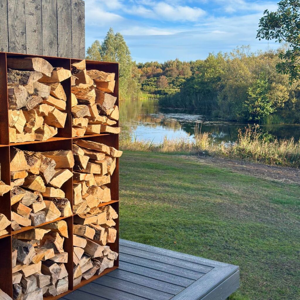 Megs Lake and Sauna - Beacon Hill Farms