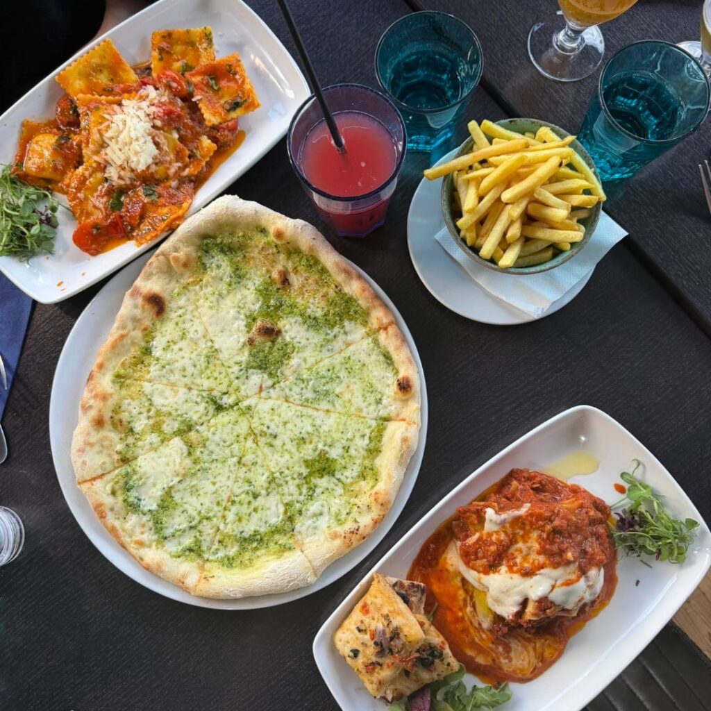 LASAGNE, RAVIOLI, GARLIC BREAD AND DESSERT AT MASCALZONE, SANDYFORD